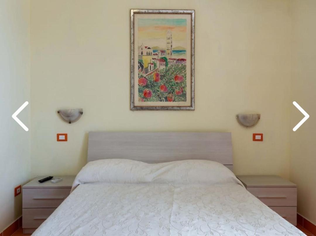 La Nave Sul Mare Di Taormina Bed and Breakfast Letojanni Exteriör bild